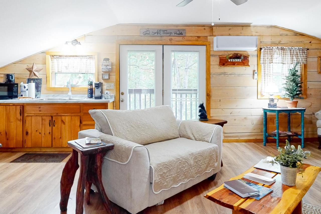 Bear Caves At Black Bear Cottages Sevierville Ruang foto